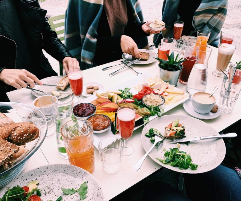 Dine around: kulinarischer Stadtspaziergang 25. Juni 2022