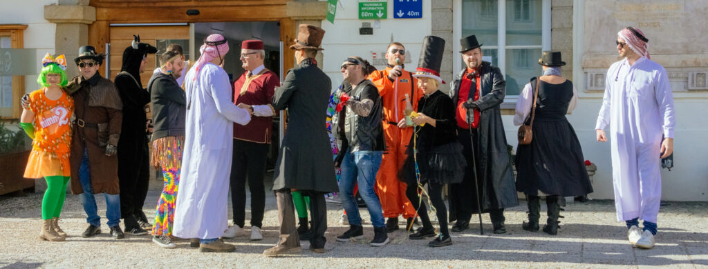 Faschingsdi-in-FR-24-36