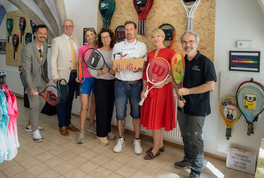 Unternehmensbesuch-Tennisarena_30042024